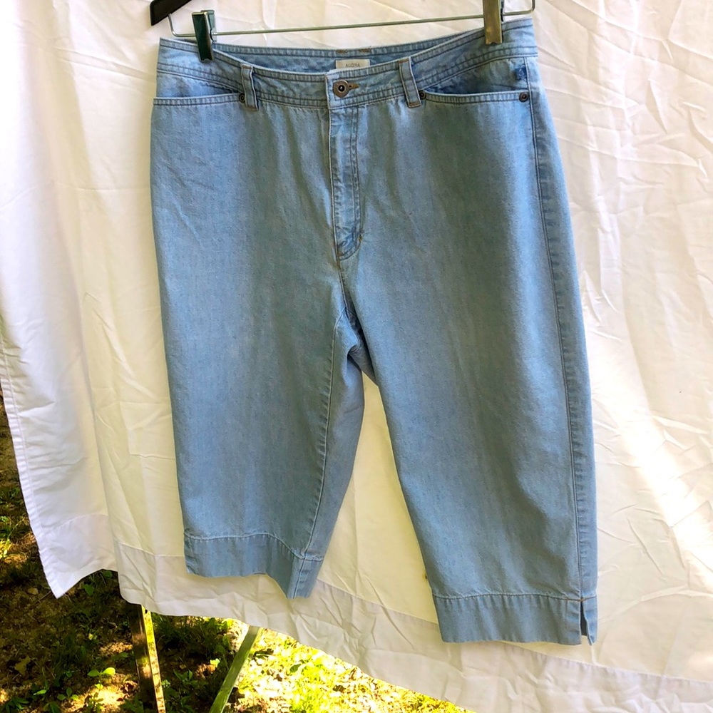 Liz Claiborne, size 14, true to fit. Good shape.